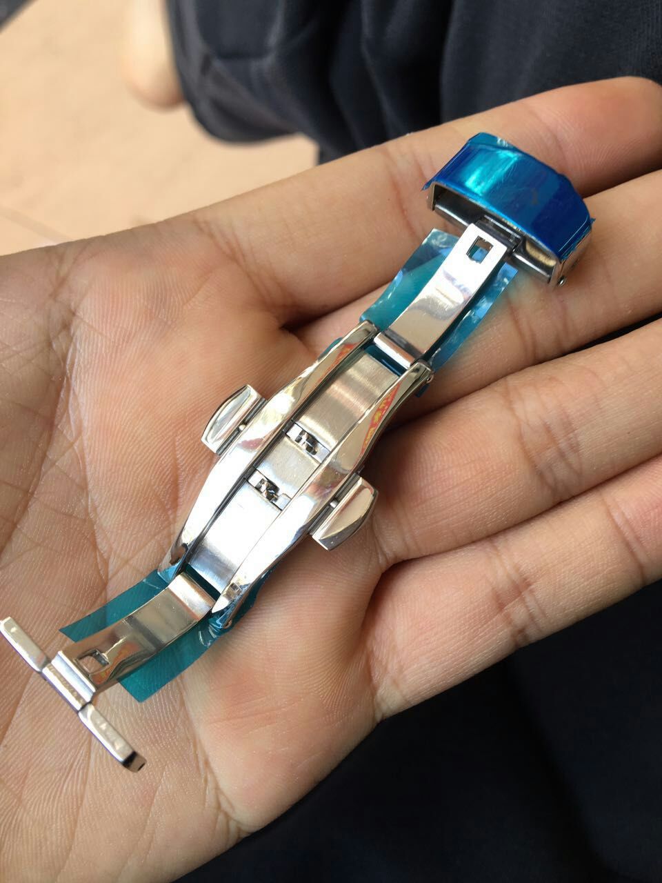 khóa bấm dây da đồng hồ