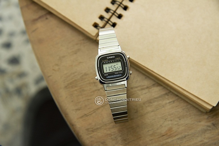 Cách thâu dây đồng hồ casio