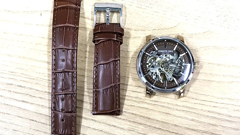 Cách thay dây đồng hồ