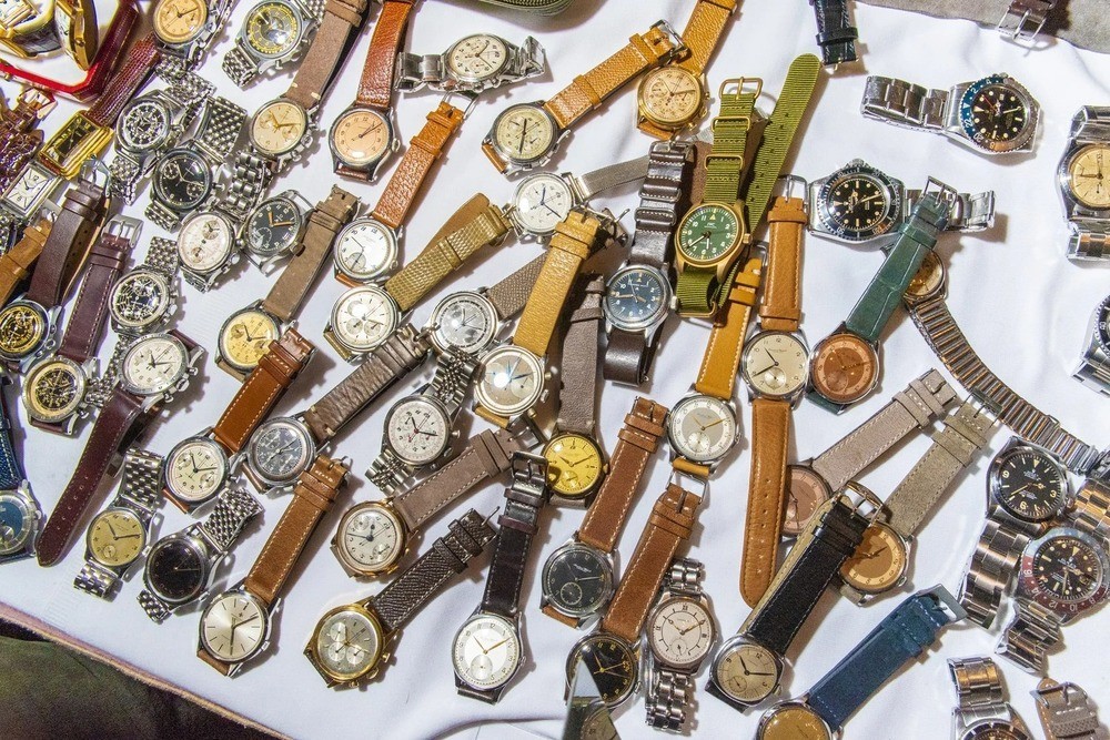 đồng hồ nam giá khoảng 300k