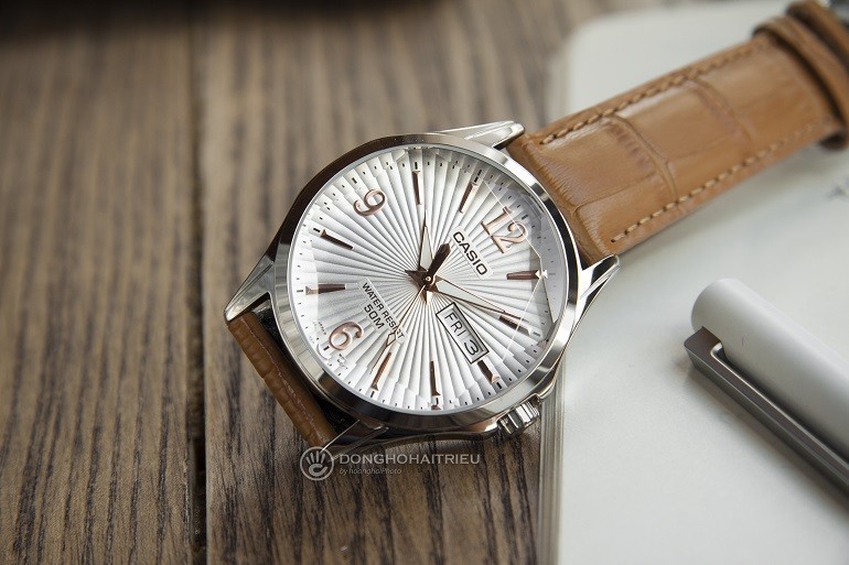 đồng hồ nam giá từ 2 đến 3 triệu