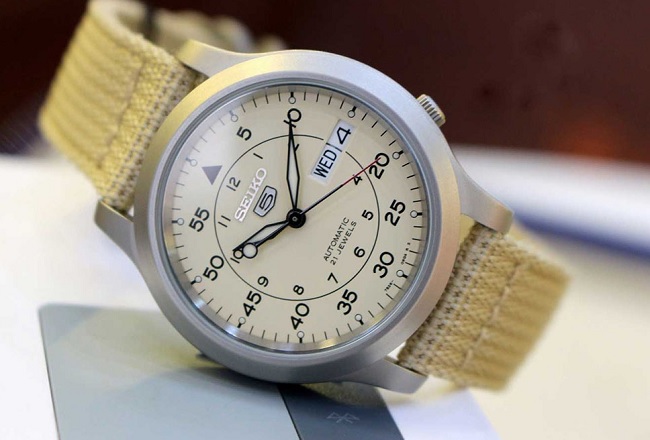 đồng hồ nam t.o.p